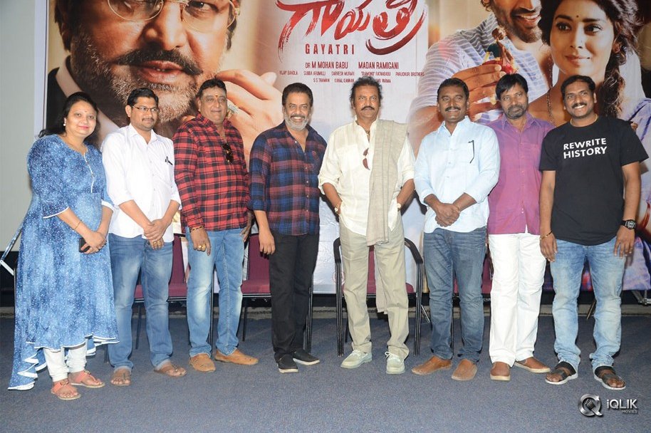 Gayatri-Movie-Pressmeet-Stills